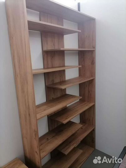 Стеллаж с полками