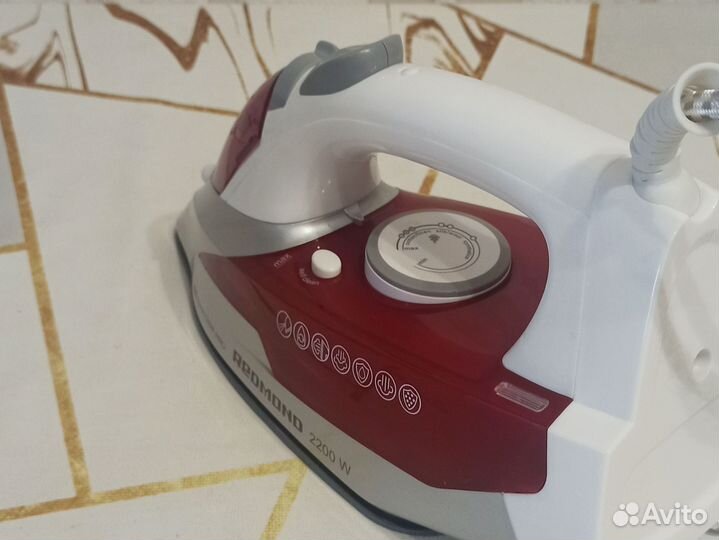 Новый утюг Redmond RI-C258