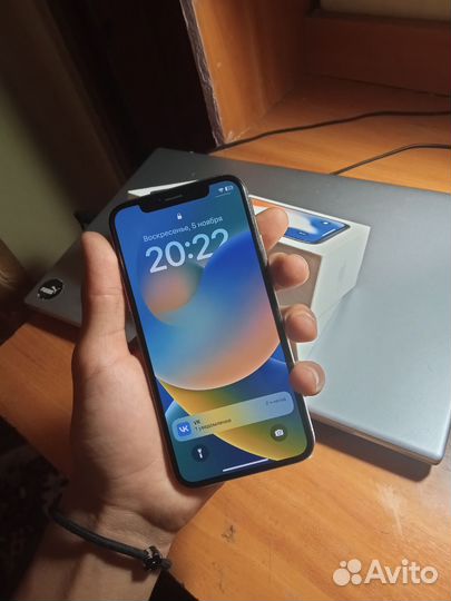 iPhone X, 256 ГБ