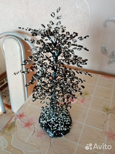 Деревья из бисера