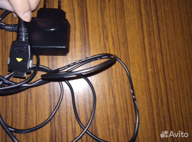 Зарядное устройство к телефонам