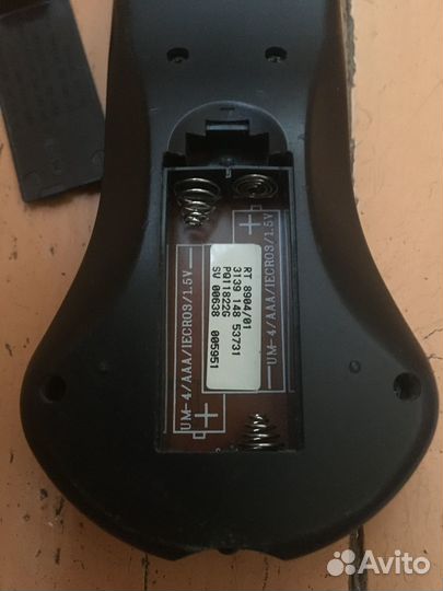 Пульт для видеомагнитофона philips VR496/55