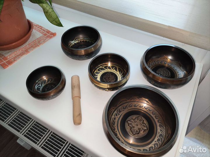 Поющая чаша