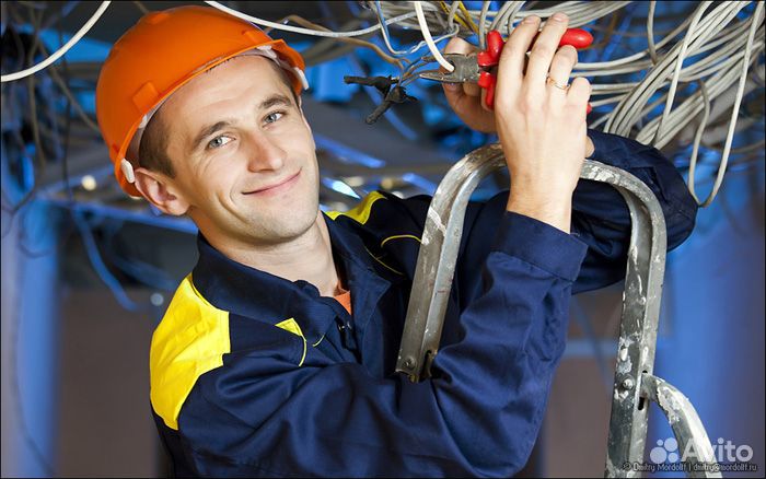 Электромонтер (сменно или вахта 15/15, 30/30 )