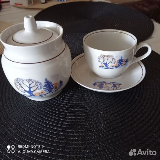 Чашка блюдце сахарница