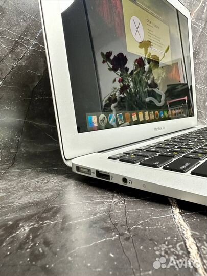 Apple MacBook Air 13