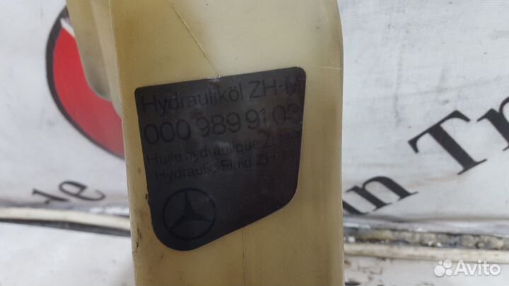 Бачок Mercedes-Benz W124