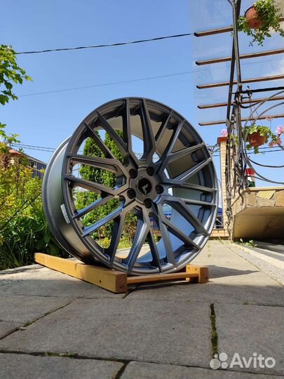 Диски новый легкосплавные R20 5*114.3 на KIA