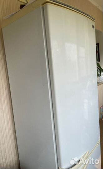 Холодильник