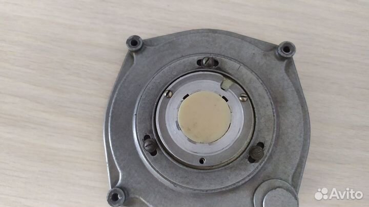 Авиационный прибор Радиокомпас