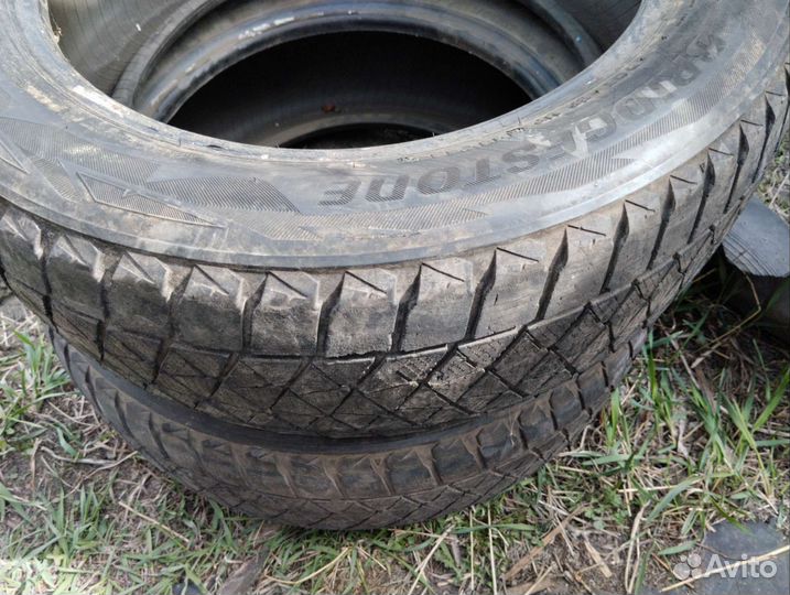 Bridgestone Blizzak DM-V2 225/55 R17