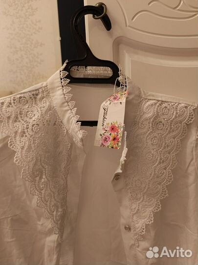 Блузка белая 42