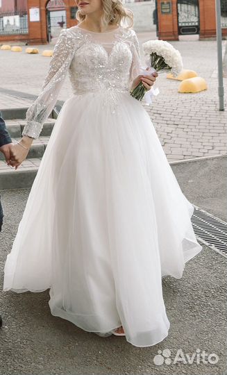 Свадебное платье