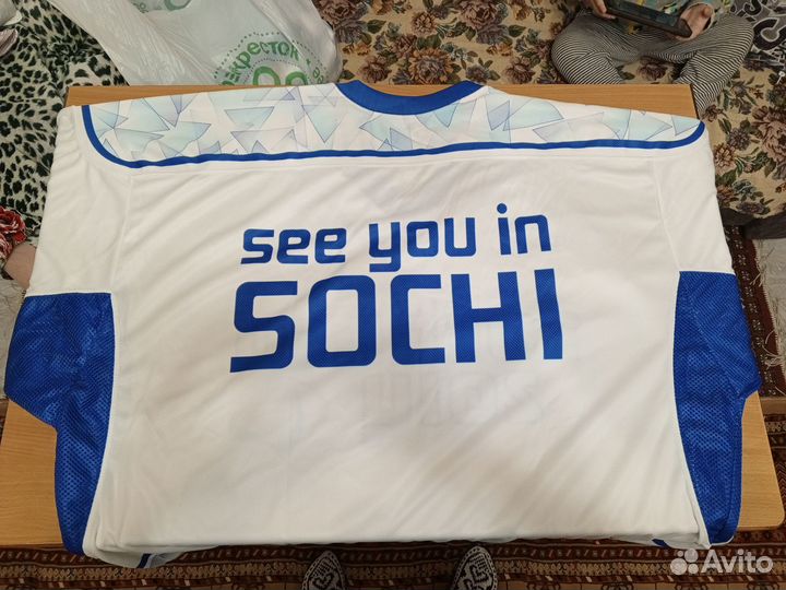 Хоккейный свитер