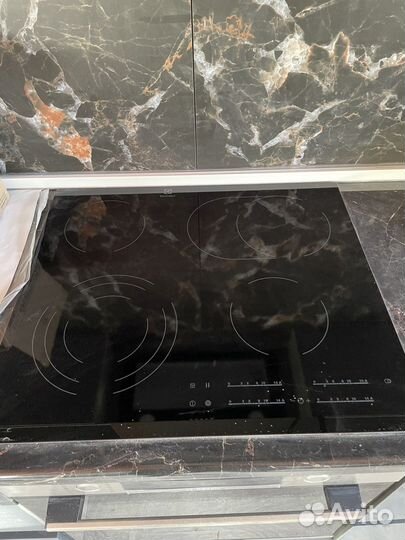Электрическая варочная поверхность electrolux