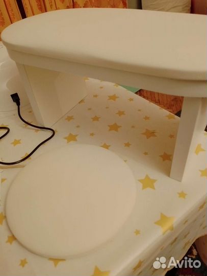 Подставка для маникюра