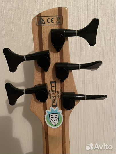 Бас гитара 5 струн обмен на 4 Ibanez Sr 305