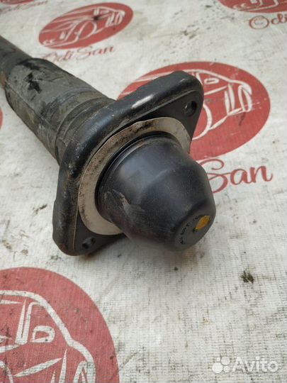 Амортизатор задний Infiniti Fx35 S51 VQ35HR