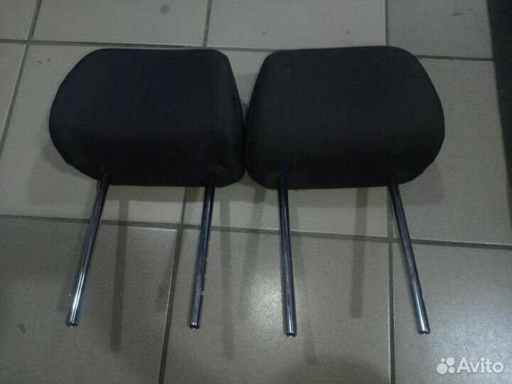 Передние Подголовники Шкода Фабия 2 рестайлинг