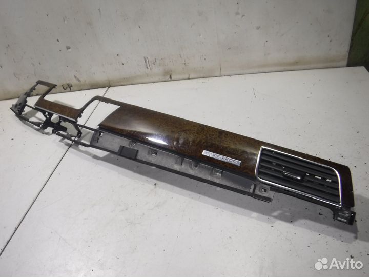 Накладка декоративная Audi A8 D4 4H