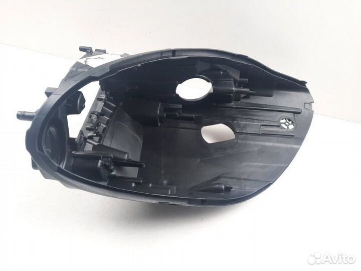 Корпус фары правый Porsche Panamera 971 2016-2020