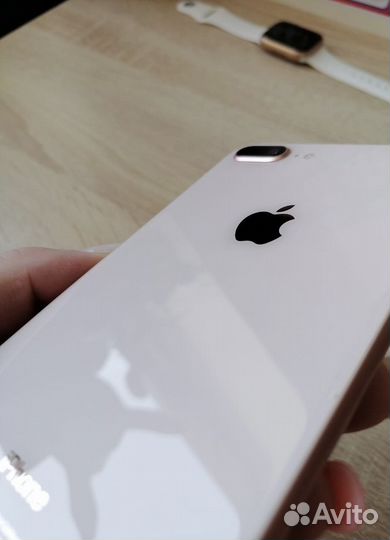 iPhone 8 Plus, 64 ГБ