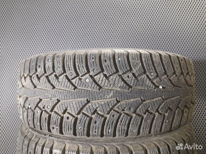 Nokian Tyres Hakkapeliitta 5 215/55 R17