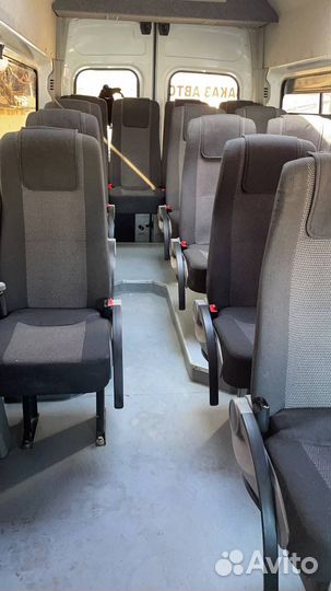 Сиденья на Ford Transit