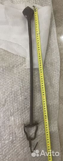 Металлические изделия старинные