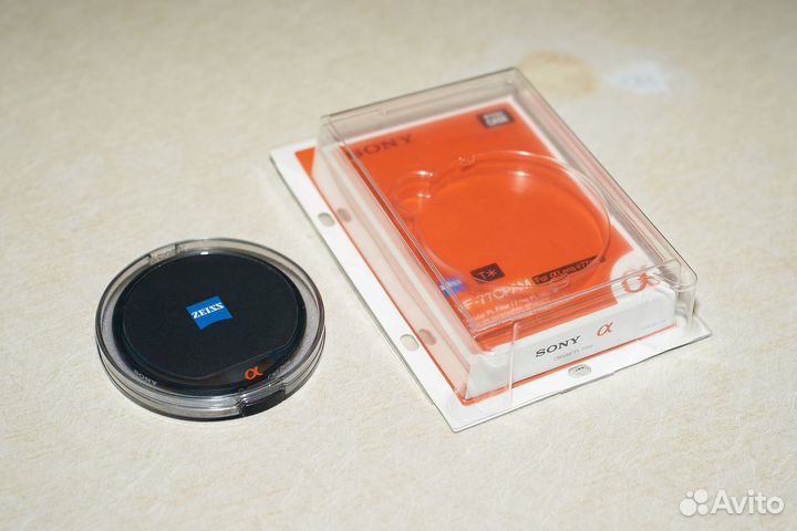 Объектив Sony CarlZeiss Sonnar T* 135мм f1.8 ZA