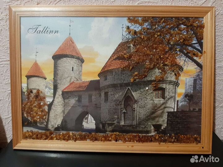 Картина с янтарем