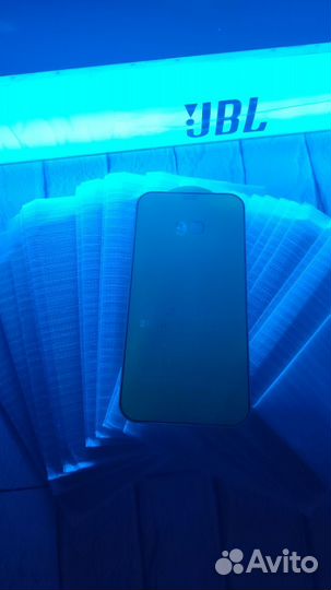 Защитное стекло iPhone в розницу