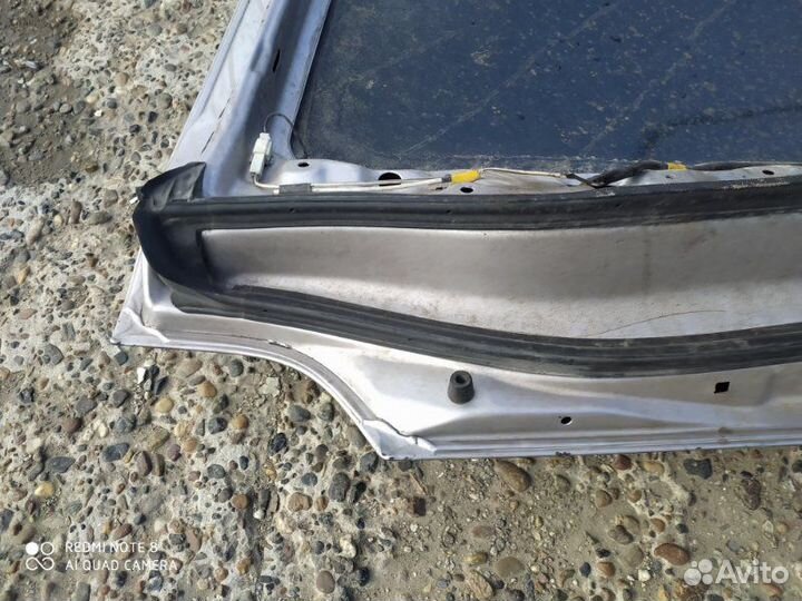 Крышка багажника задняя Toyota Land Cruiser 100