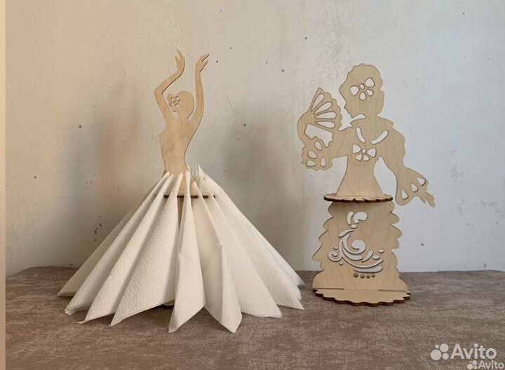 Салфетница деревянная