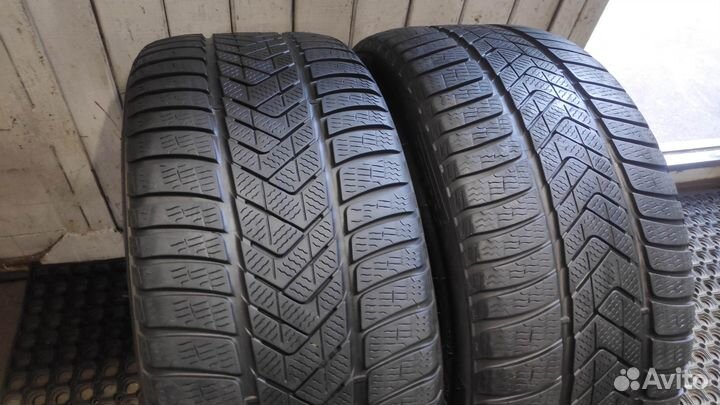 Pirelli Winter Sottozero 3 275/40 R18 200V