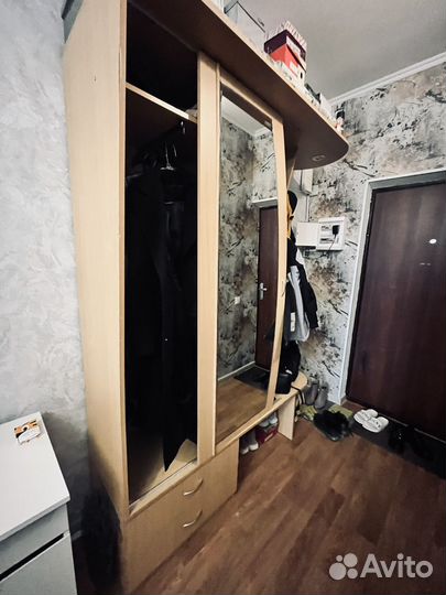 Шкаф в прихожую бу
