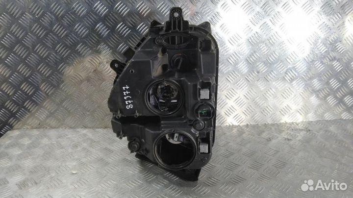 Фара 92101S1000 Hyundai Santa Fe (2012-2020)