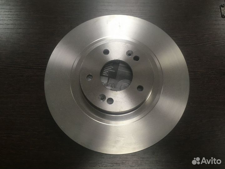 Диск тормозной передний
