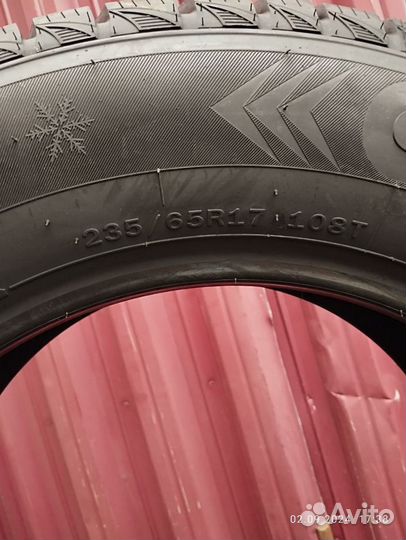 LingLong Green-Max Winter Grip 225/65 R17 108T