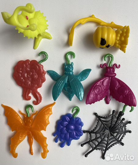 Кукла Monster High Триза Торнвиллоу с мини-монстр