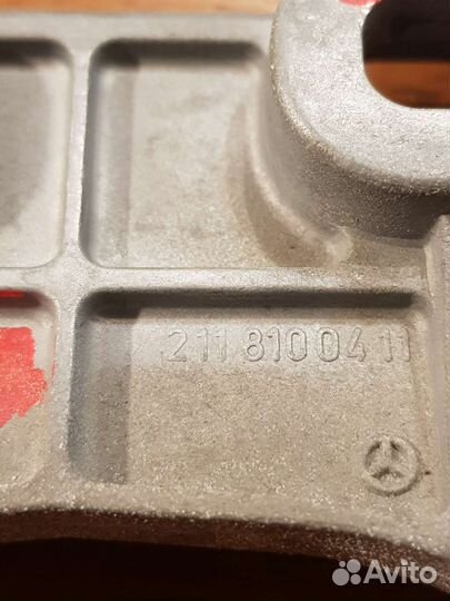 Кронштейн зеркала салона Mercedes E-class W211