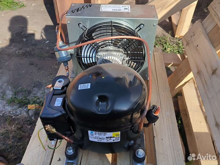 Компрессор ae4440z