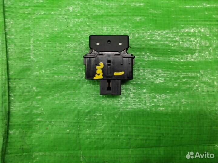 Кнопка помощи спуска со склона Koleos 08-16