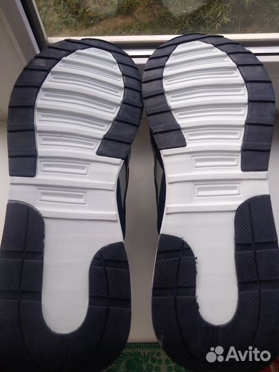 Кроссовки мужские 43 размера