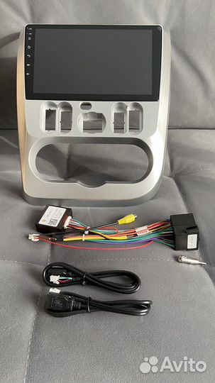 Андроид на largus