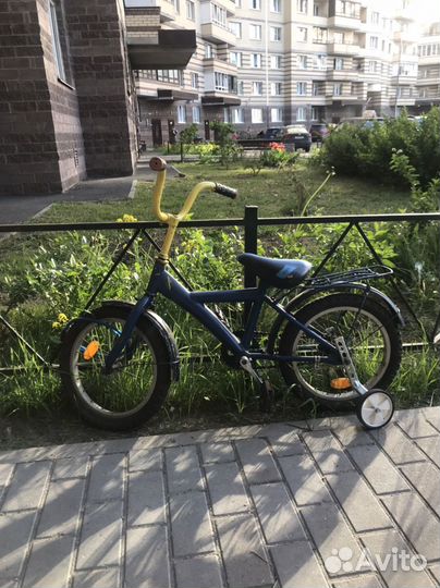 Велосипед 4 х колесный детский