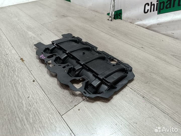 Маслоотражатель в поддон двигатель Skoda Octavia a