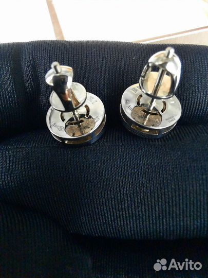 Золотые серьги (Пусеты) Bvlgari с бриллиантами