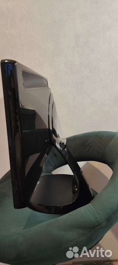 Монитор Samsung 961 BW