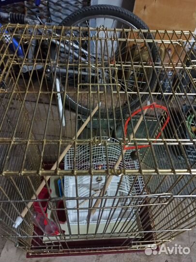Клетка для попугаев